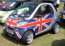 800px-Smart.city.coupe.unionflag.arp.jpg