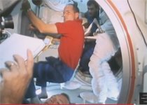STS-57airlock.jpg