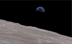 Earthrise 2.jpg