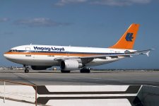 Airbus_A310-304,_Hapag-Lloyd_AN0835430.jpg
