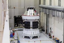 2560px-Artemis_I_Orion_October_12,_2020.jpg
