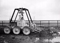 9d6bf18f50ac9c32134171ba3807e3f9--dive-chernobyl.jpg