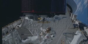 STS51ASETUP1C.jpg