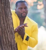 black-guy-hiding-behind-tree-meme-template-regular-d36efd44.webp