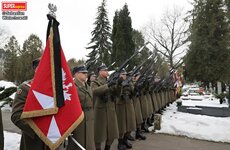 hermaszewski-miroslaw-pokhorony-030.jpg