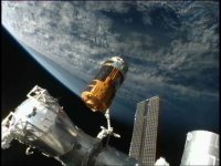 HTV-3_unberth-001.jpg