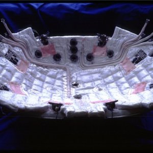 Back of the nose cap system with isolation and pressure measuring system (Flush Air Data System, FADS)