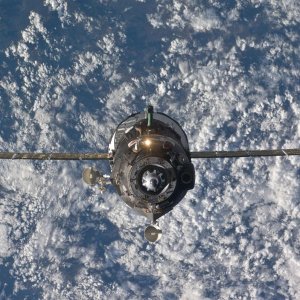 SoyuzTMA-19 relocation